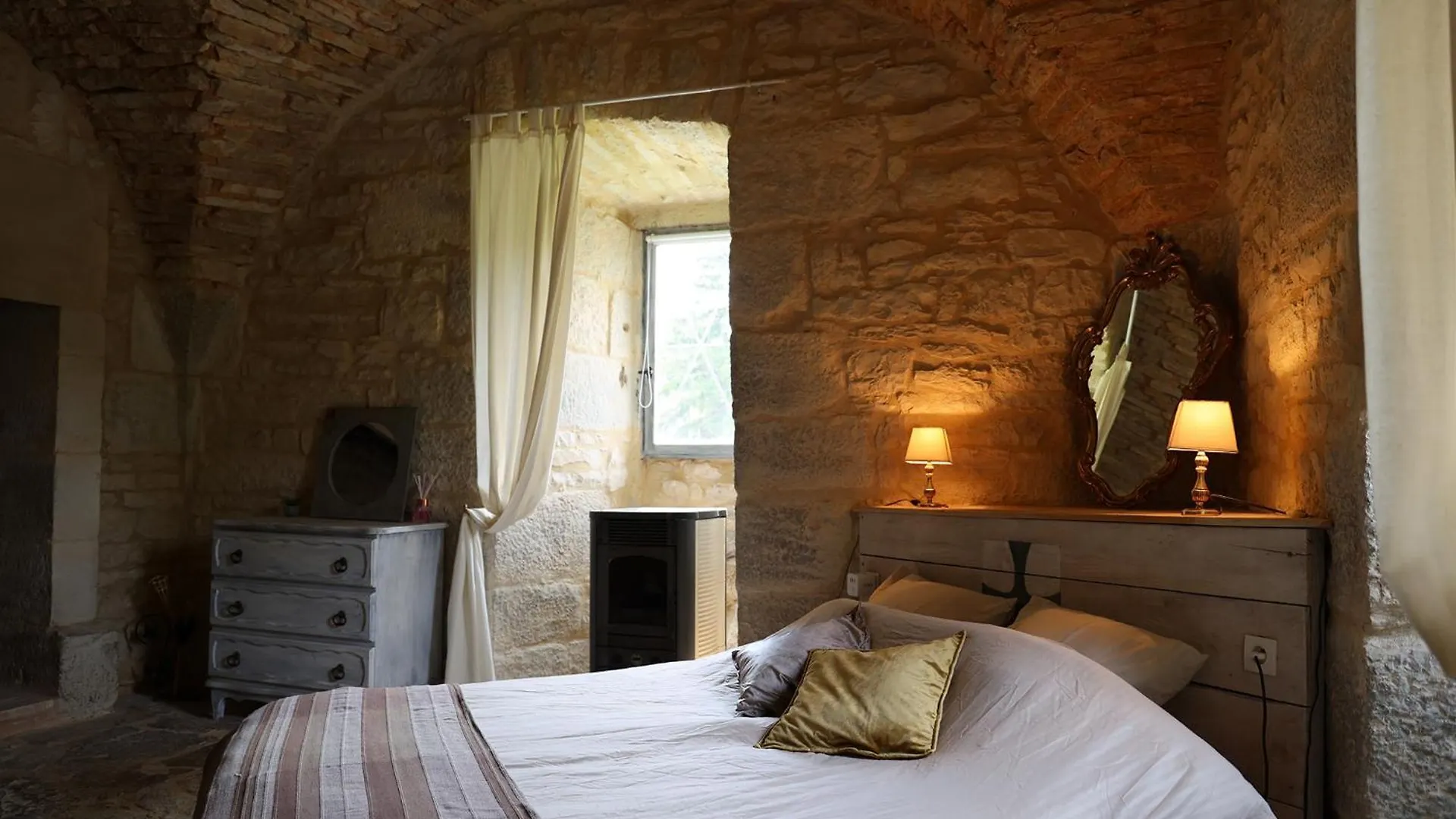 Tatil Evi Chateau De St Chamarand - Grand & Petit Gites Saint-Chamarand