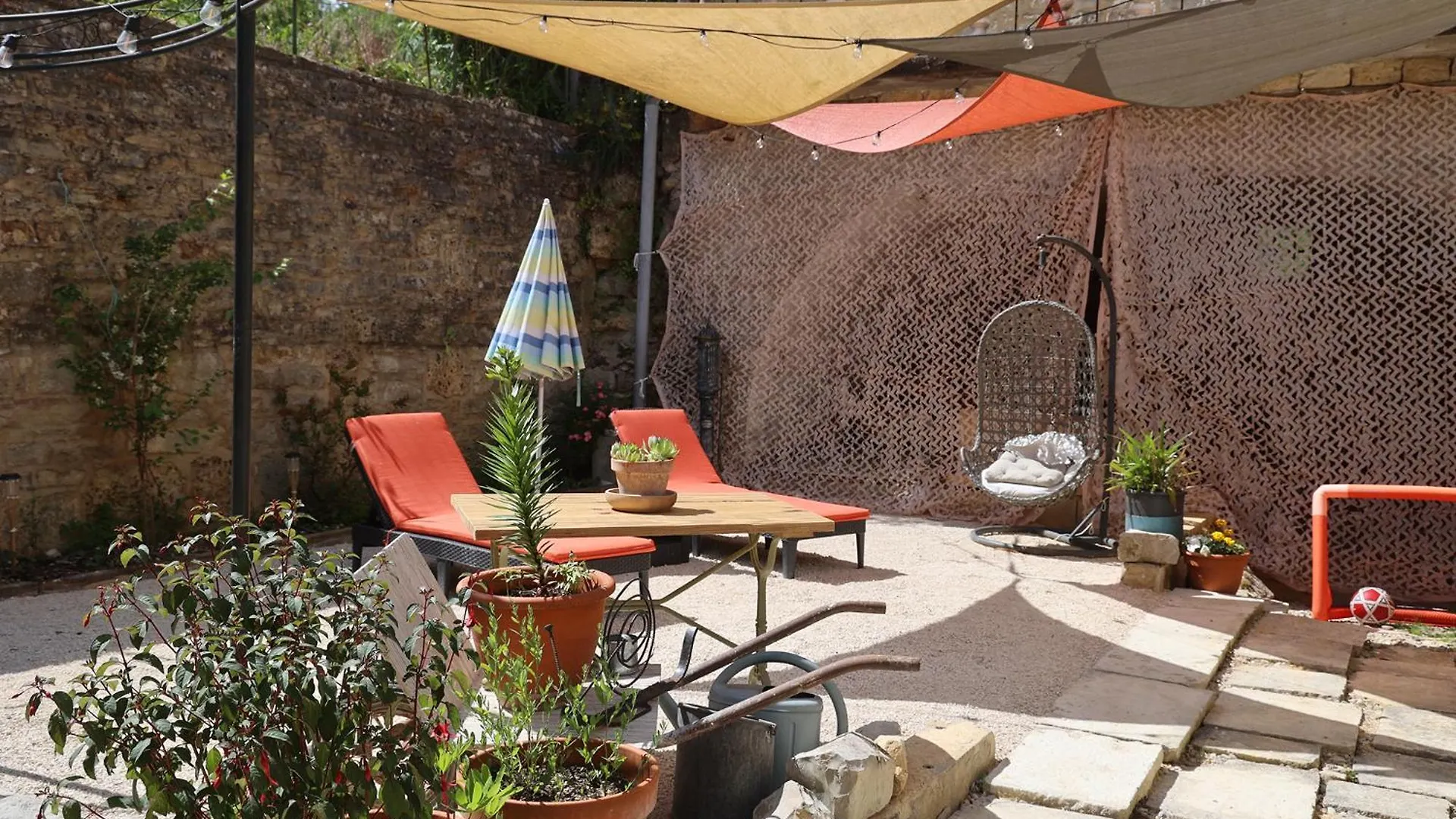 Tatil Evi Chateau De St Chamarand - Grand & Petit Gites Saint-Chamarand